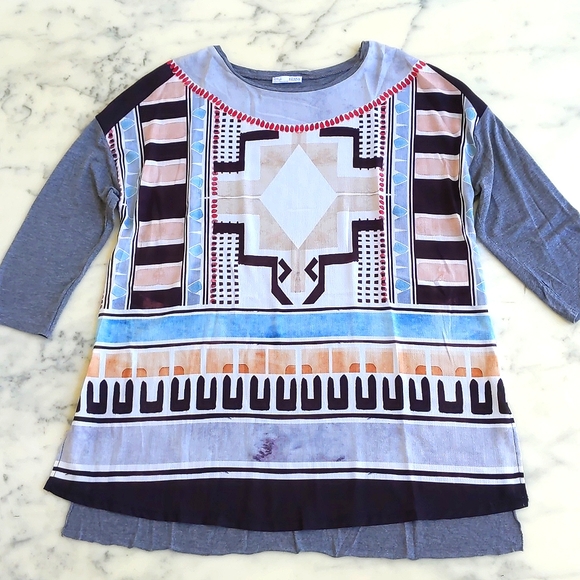 Zara Multi Color Front Pattern Dropped Shoulder Loose Fit Half Sleeve Tunic. - Picture 3 of 4